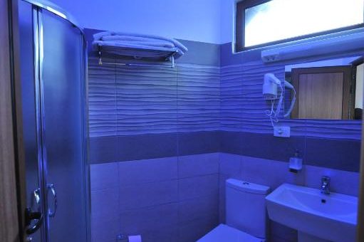 Comfort Triple Room with Shower